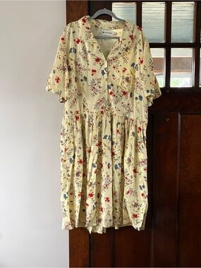 Ella Simone Short Sleeved Yellow Floral Button-Front Midi length dress Size 2X